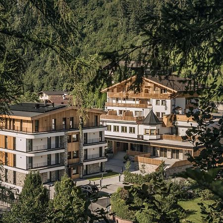 Resort Schrofenblick Mayrhofen Bagian luar foto