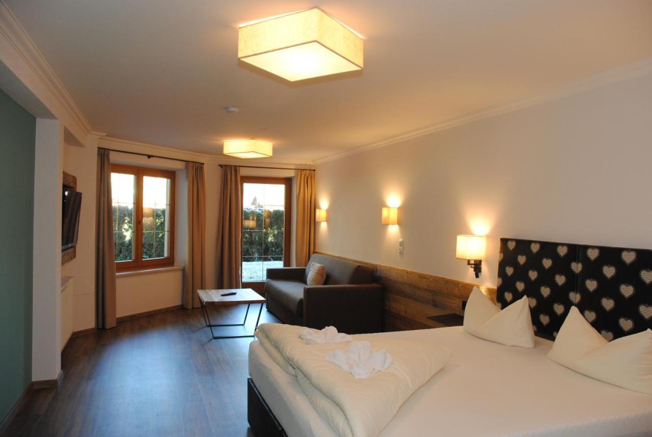 Resort Schrofenblick Mayrhofen Bagian luar foto