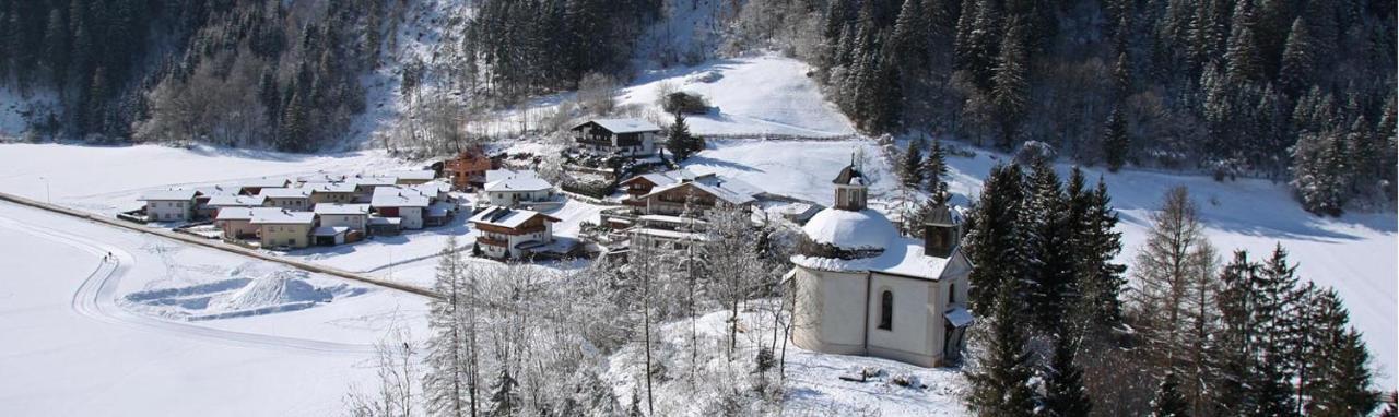 Resort Schrofenblick Mayrhofen Bagian luar foto