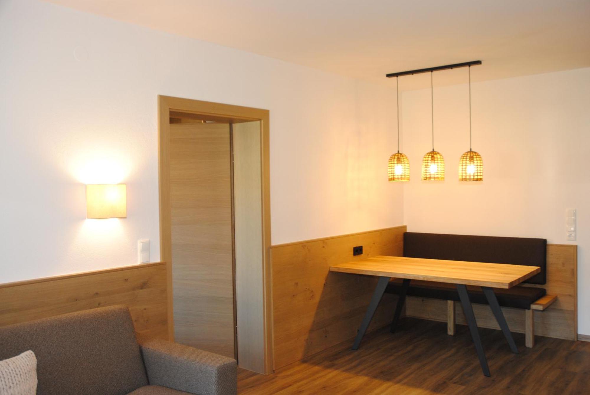 Resort Schrofenblick Mayrhofen Bagian luar foto