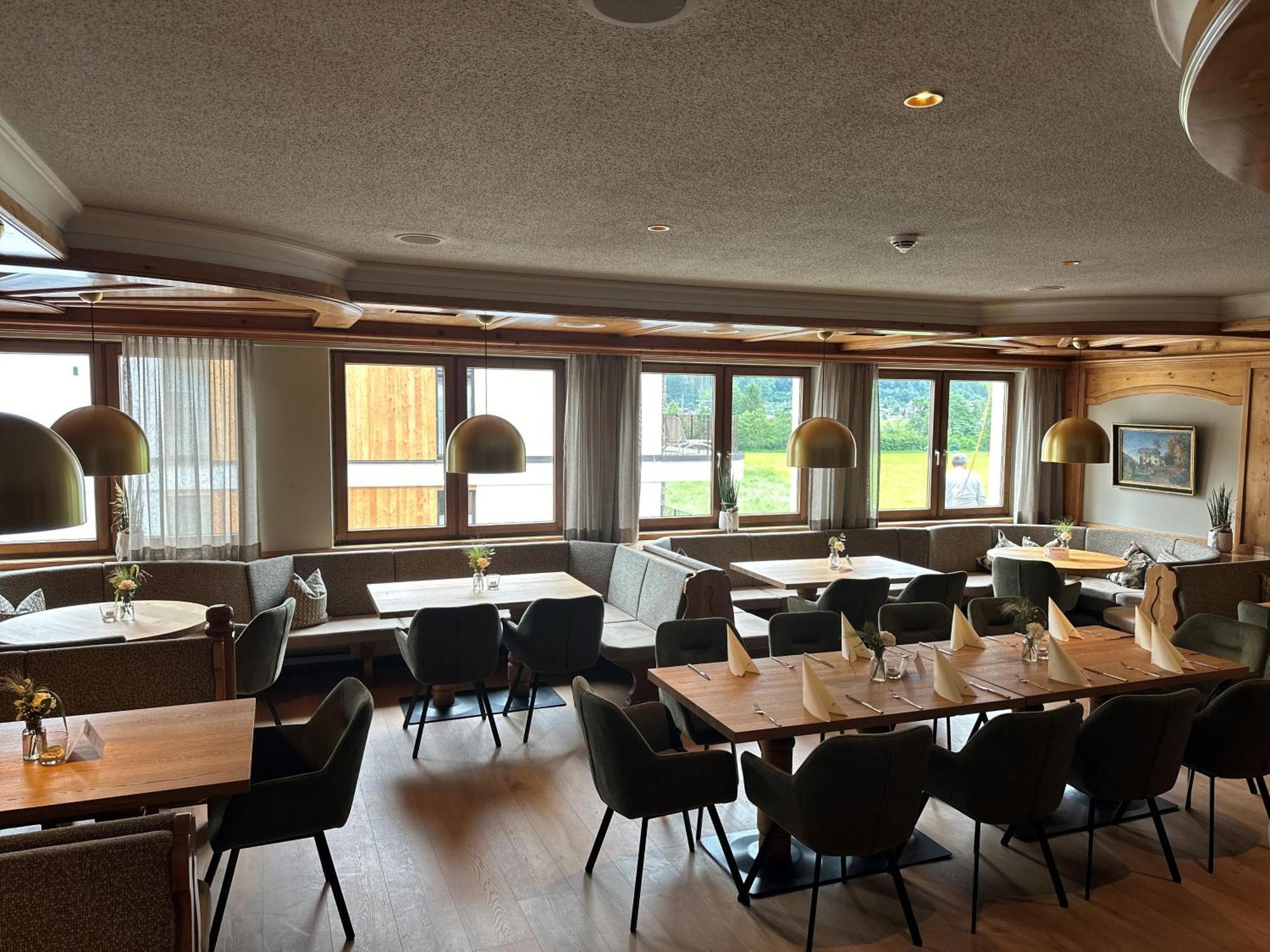 Resort Schrofenblick Mayrhofen Bagian luar foto