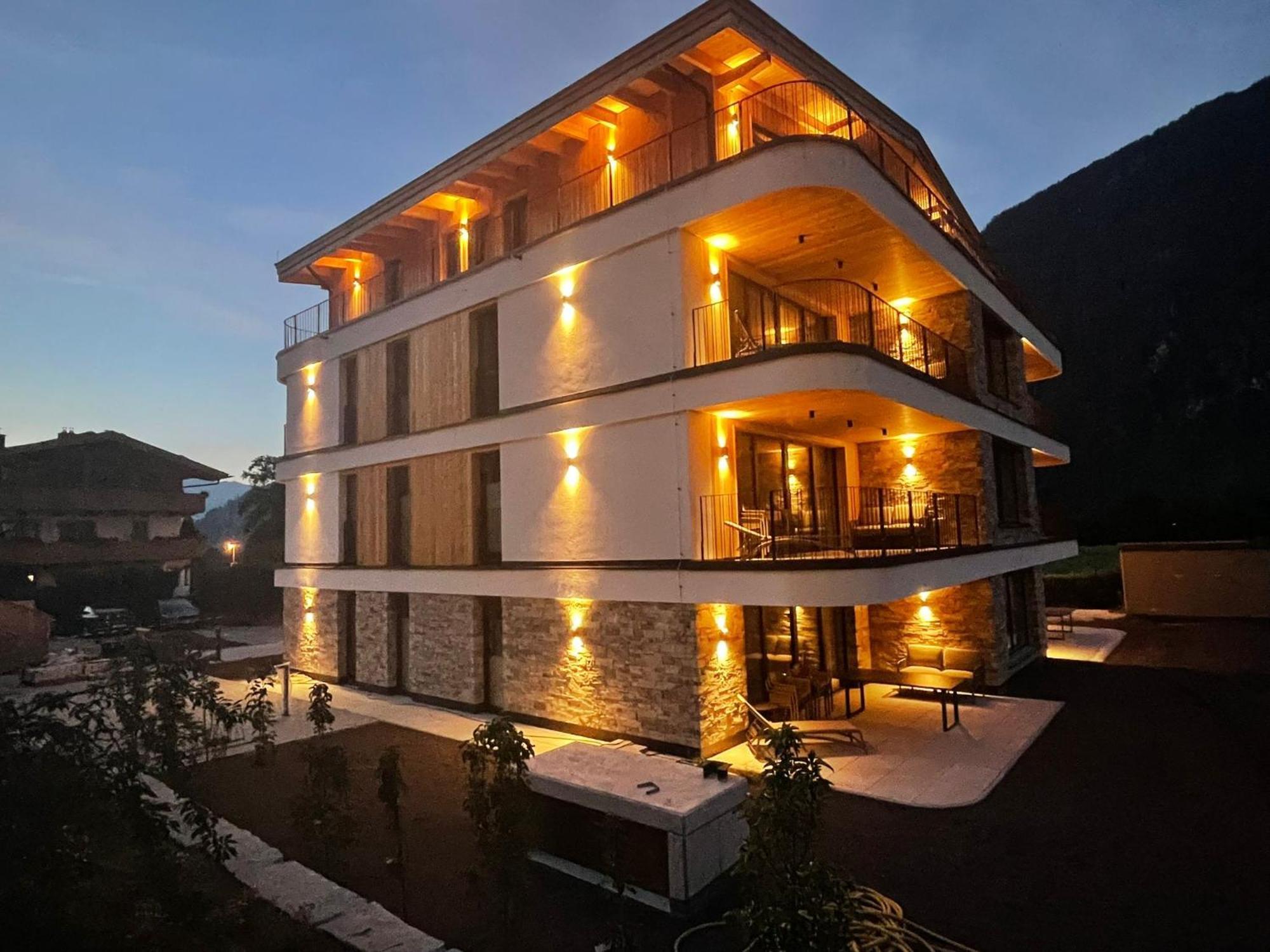 Resort Schrofenblick Mayrhofen Bagian luar foto