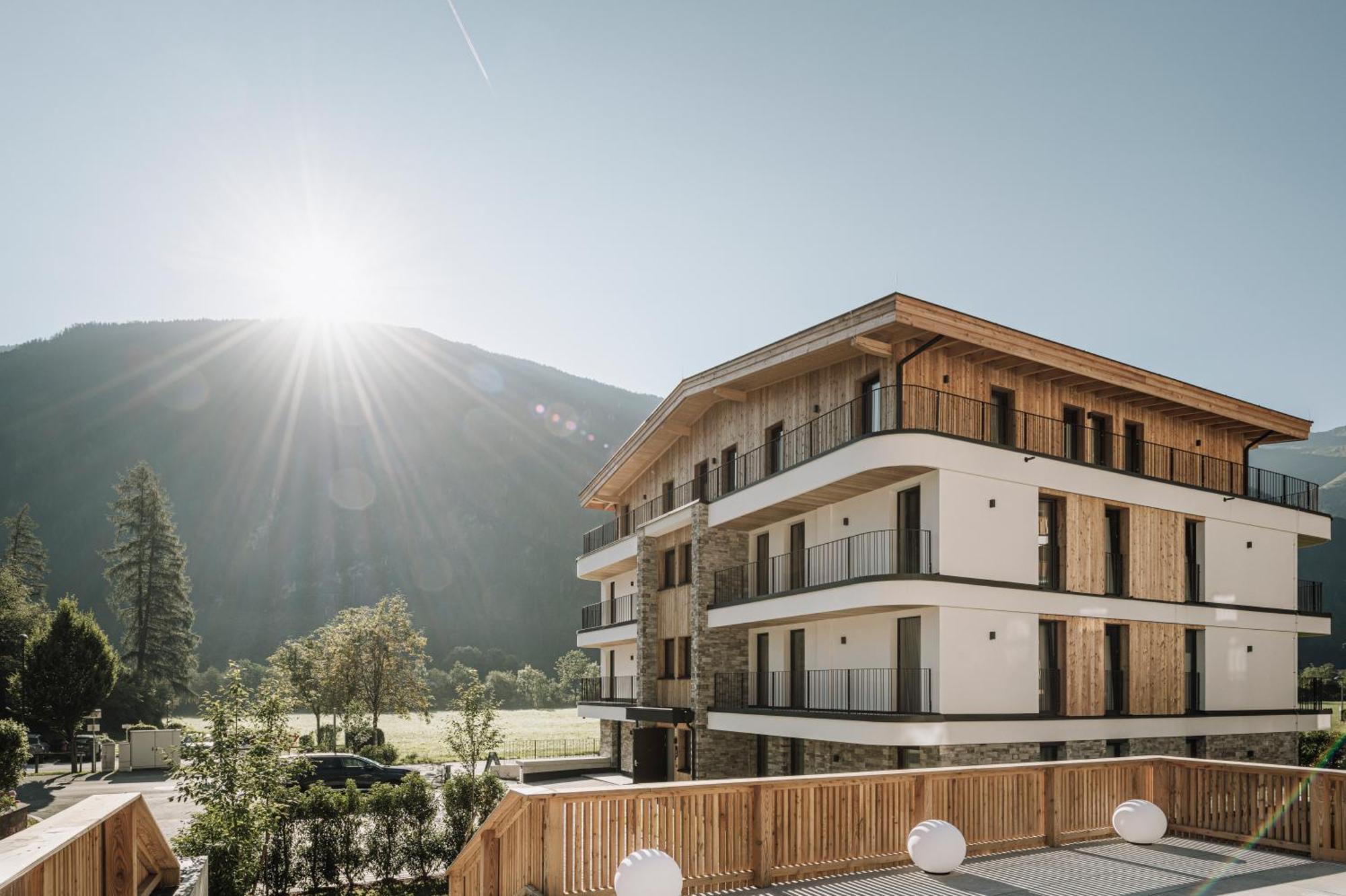 Resort Schrofenblick Mayrhofen Bagian luar foto