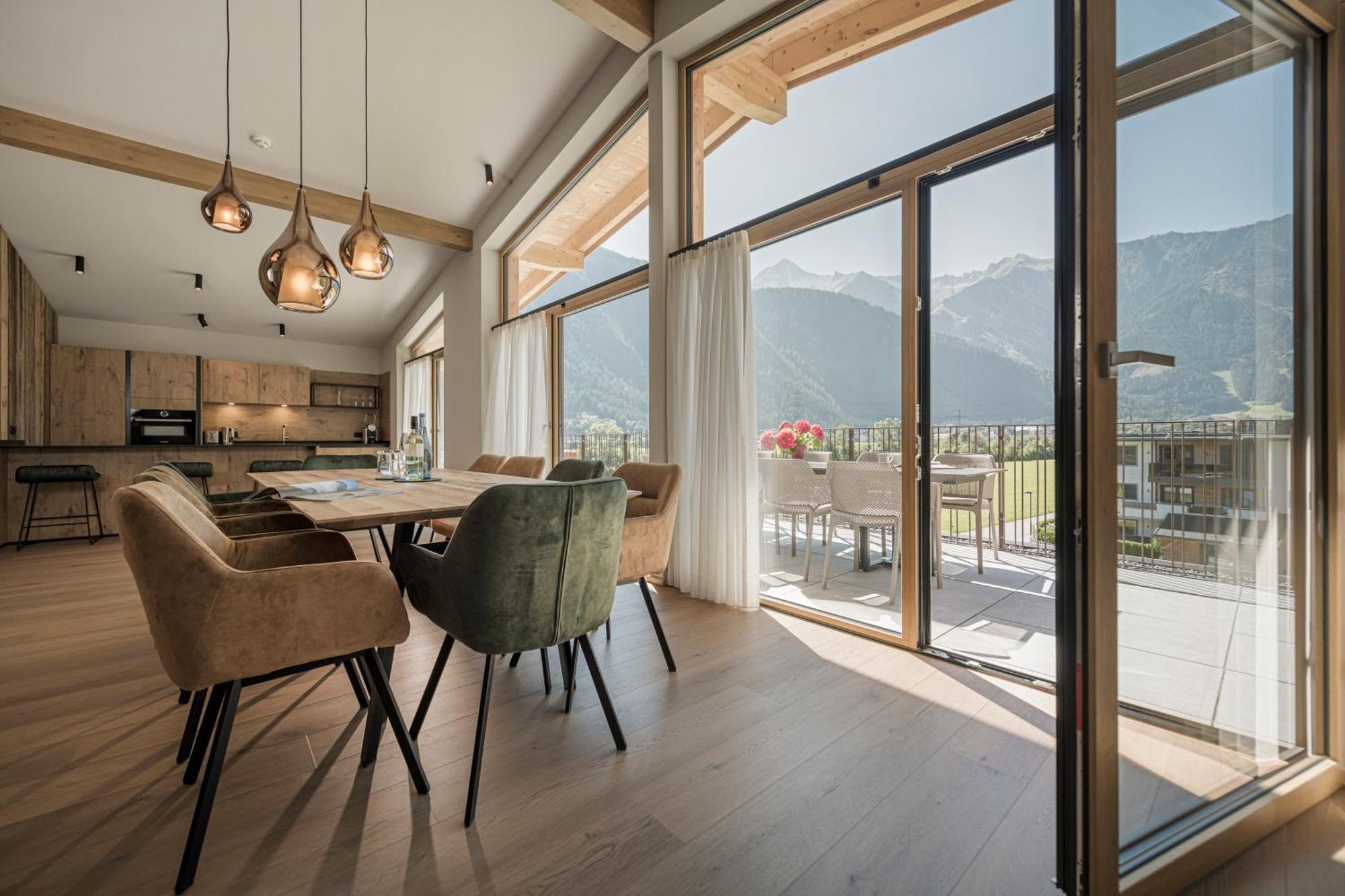 Resort Schrofenblick Mayrhofen Ruang foto